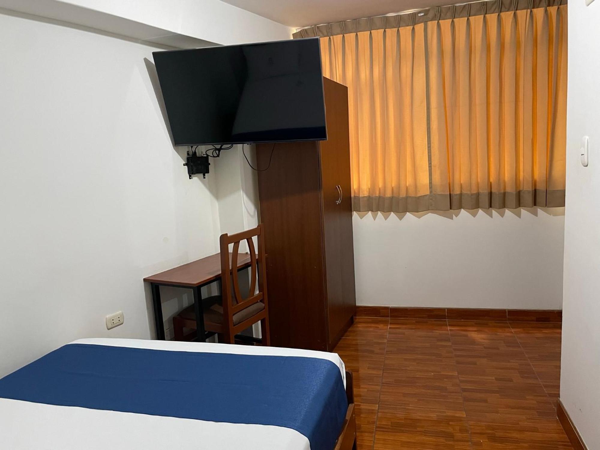 צ'יקלאיו Hotel Italia I מראה חיצוני תמונה